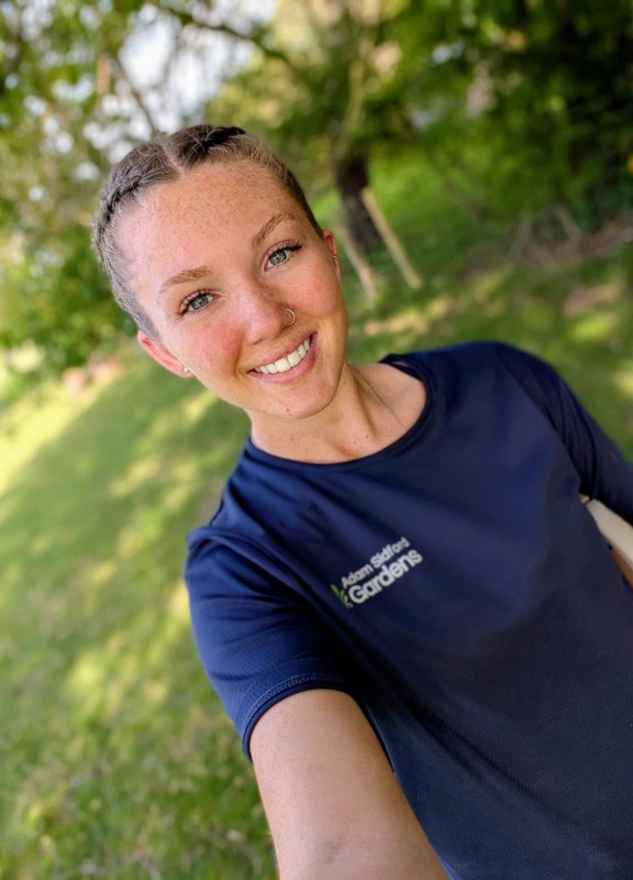 Bella - Operations Manager